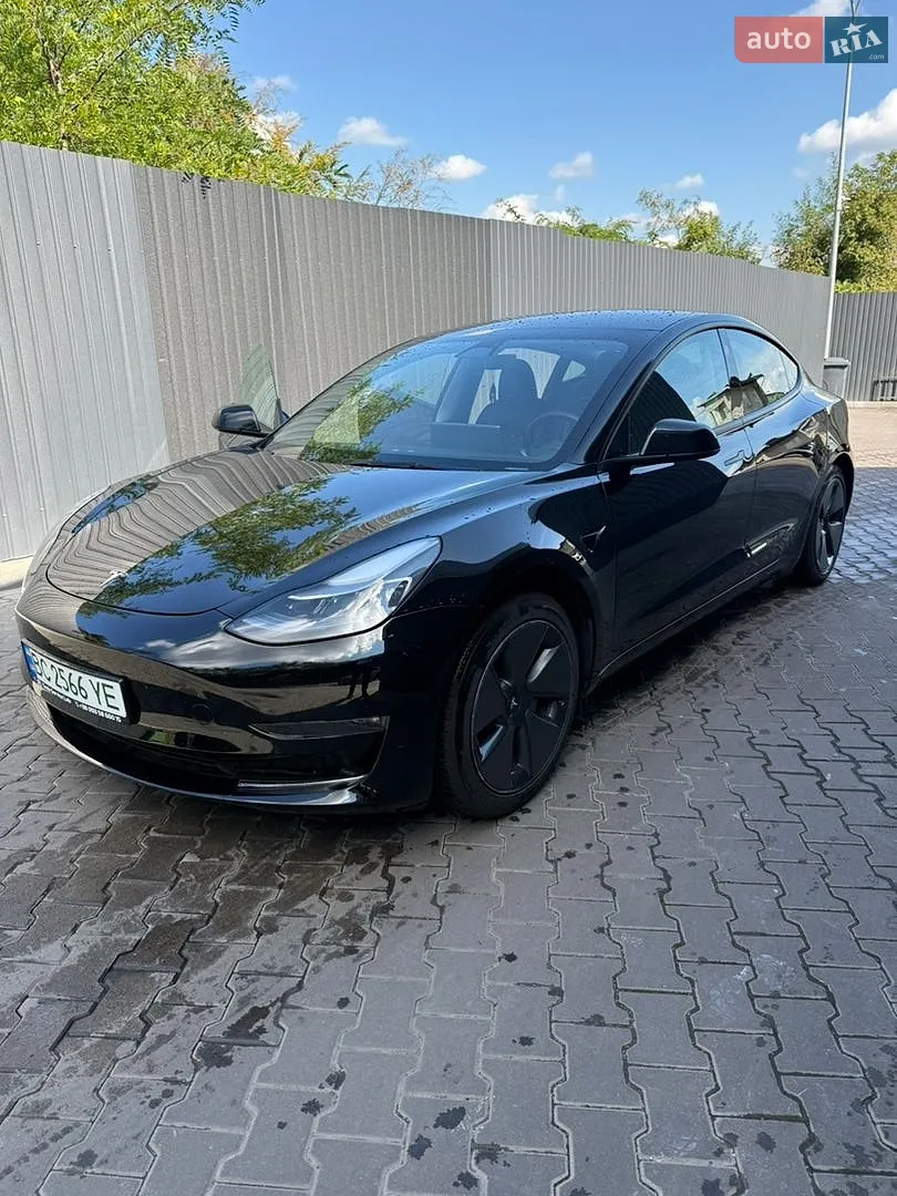 Tesla Model 3, 2023