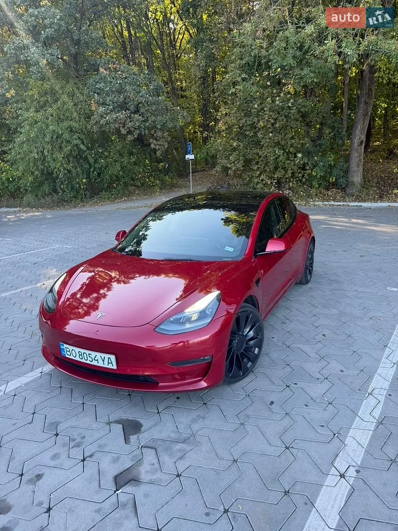 Tesla Model 3, 2022