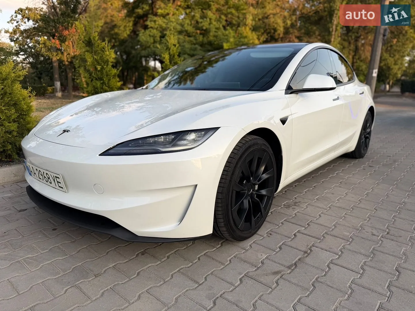 Tesla Model 3, 2024