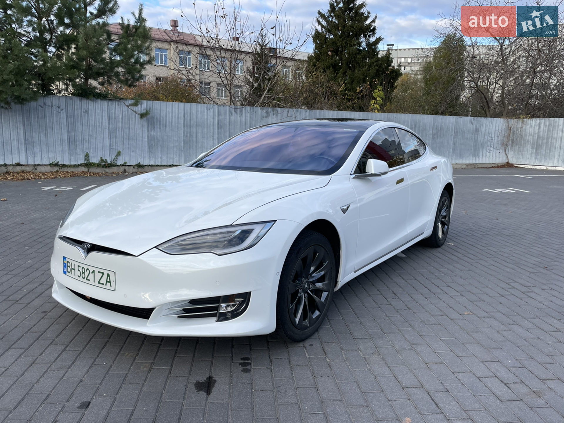Tesla Model S, 2018