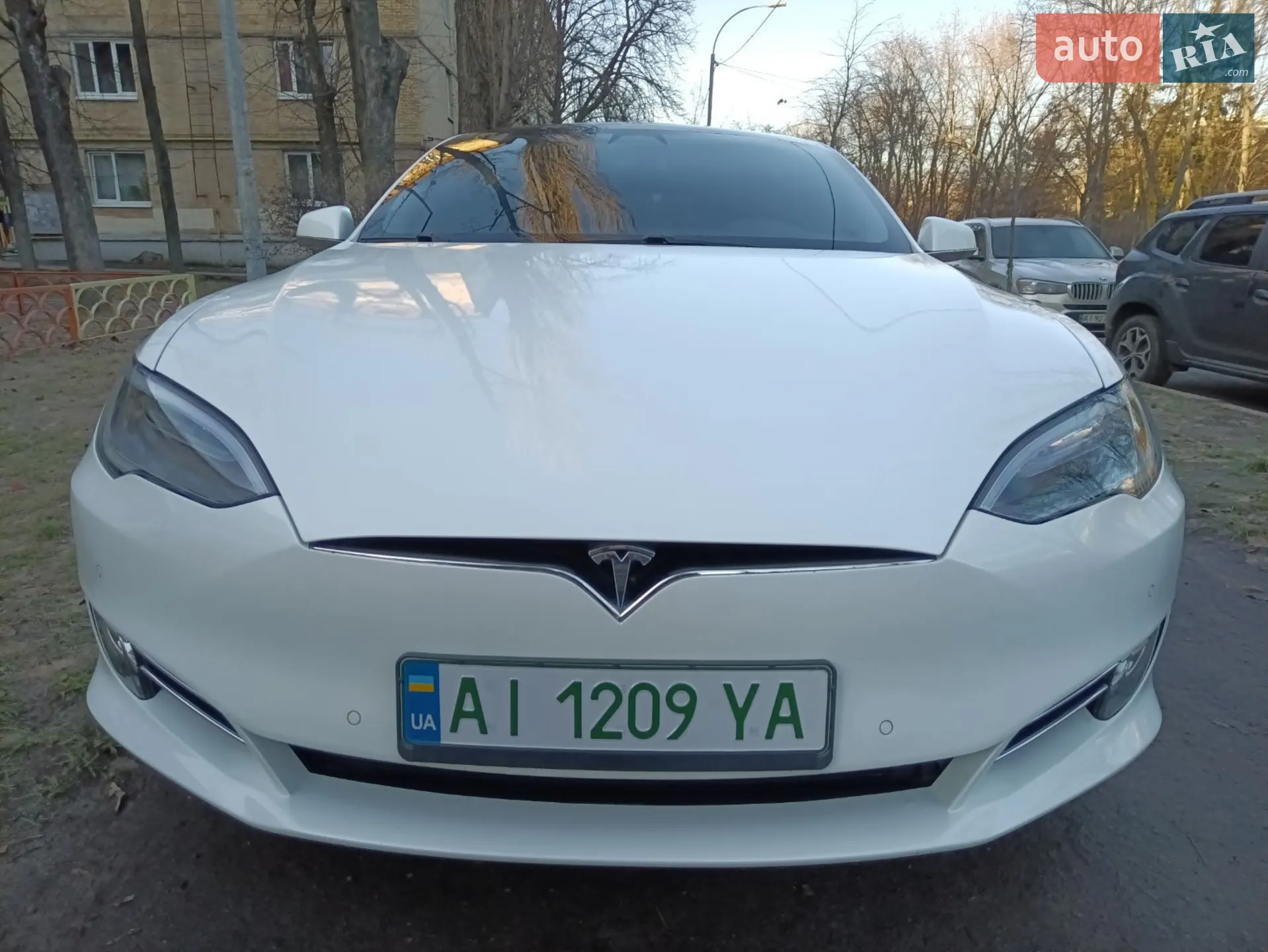 Tesla Model S, 2018