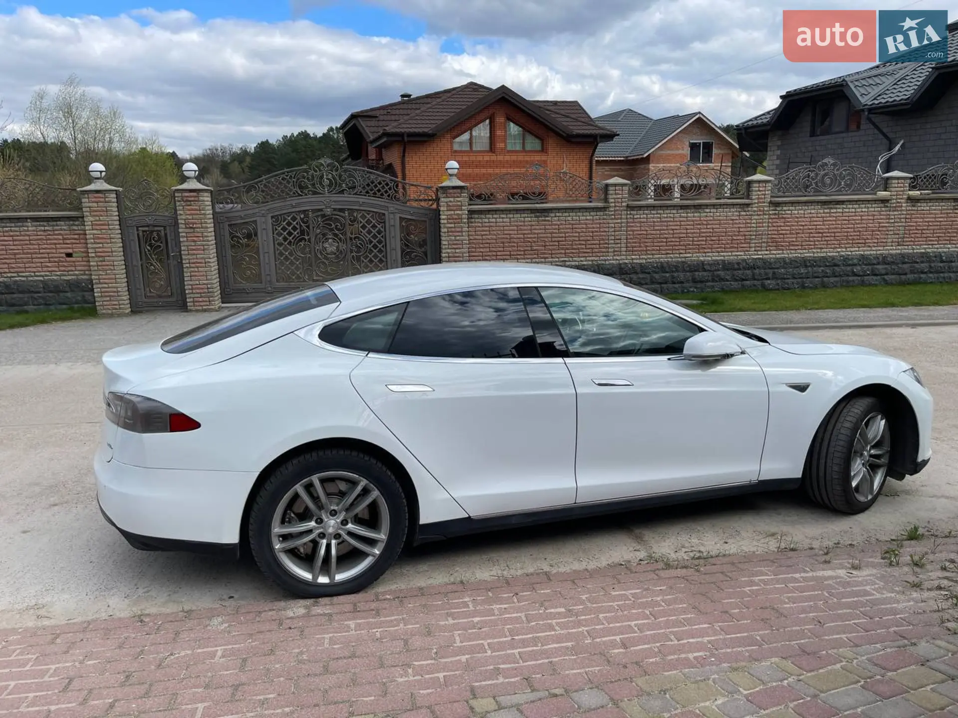 Tesla Model S 2014 — 1