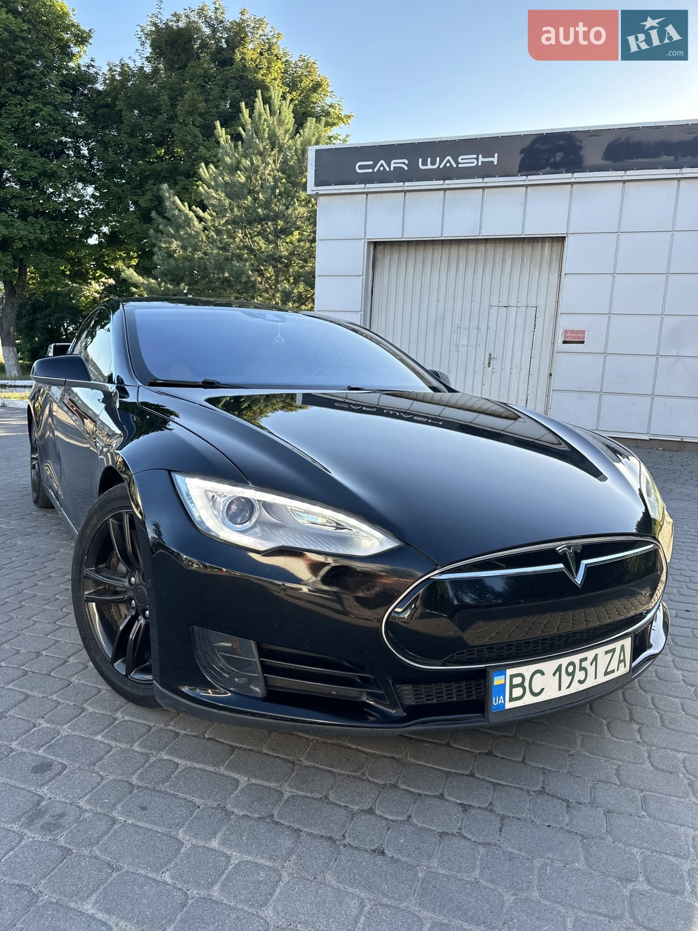 Tesla Model S, 2016