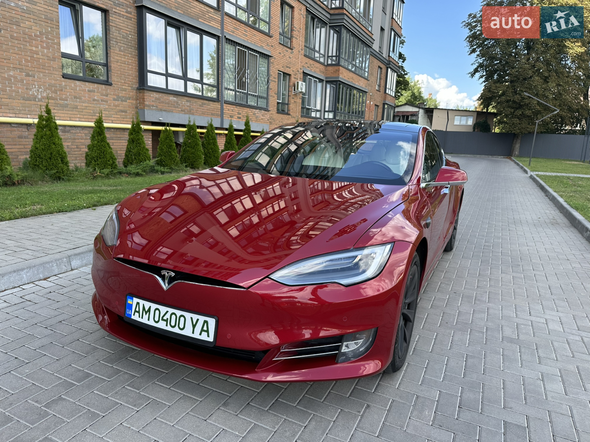Tesla Model S, 2018