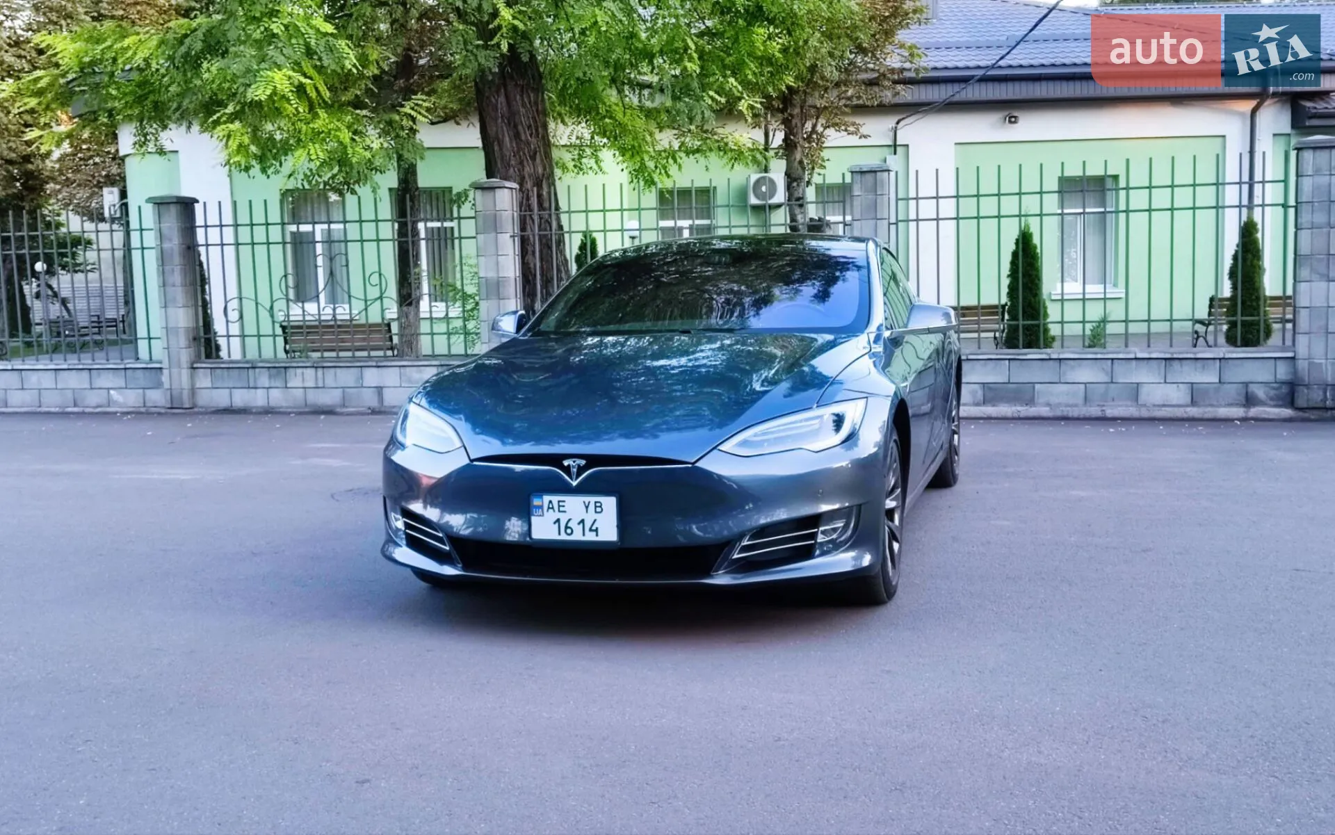 Tesla Model S, 2017