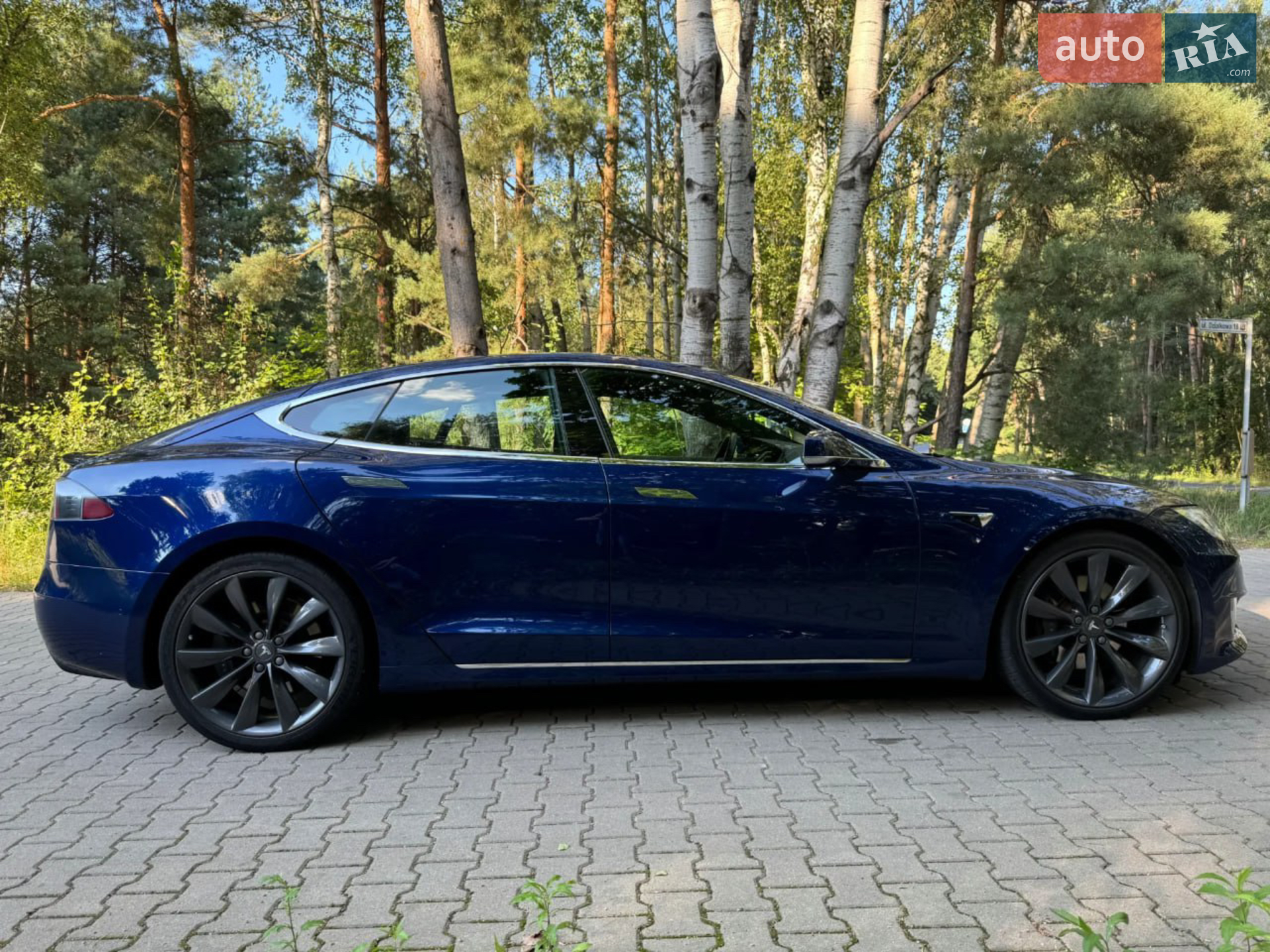 Tesla Model S, 2017