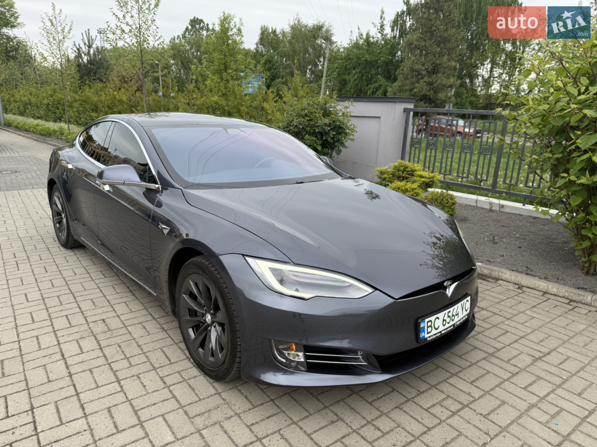 Tesla Model S, 2019