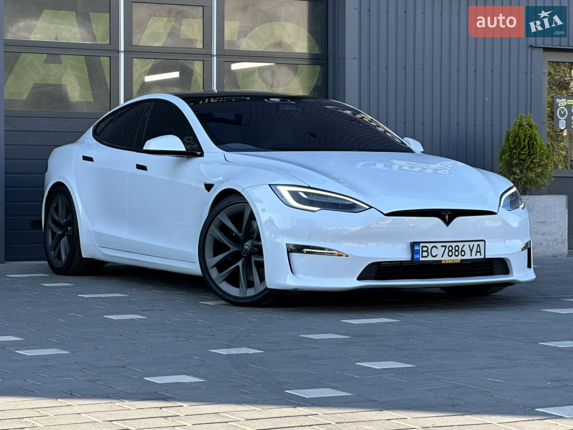 Tesla Model S, 2021