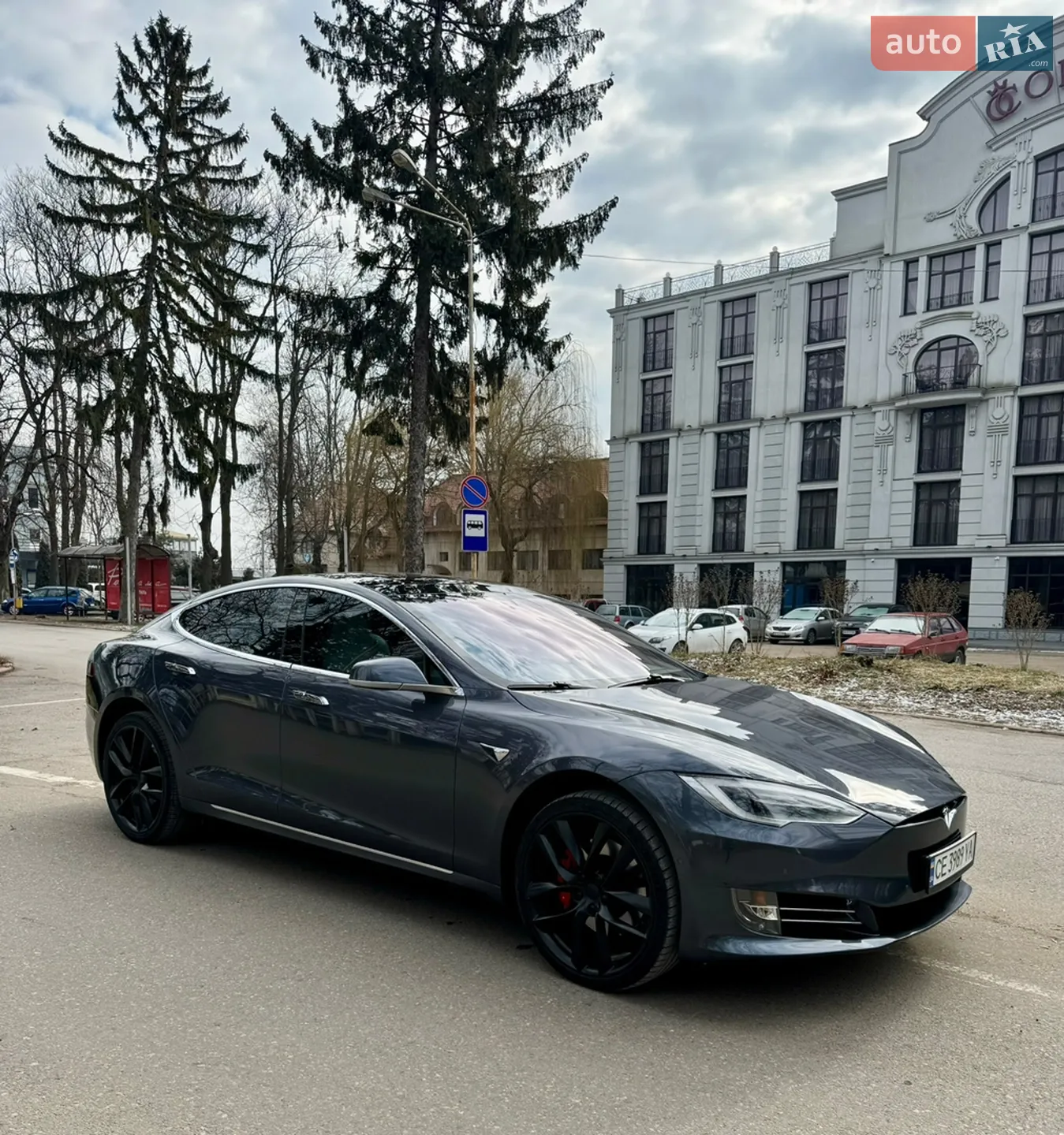 Tesla Model S, 2018