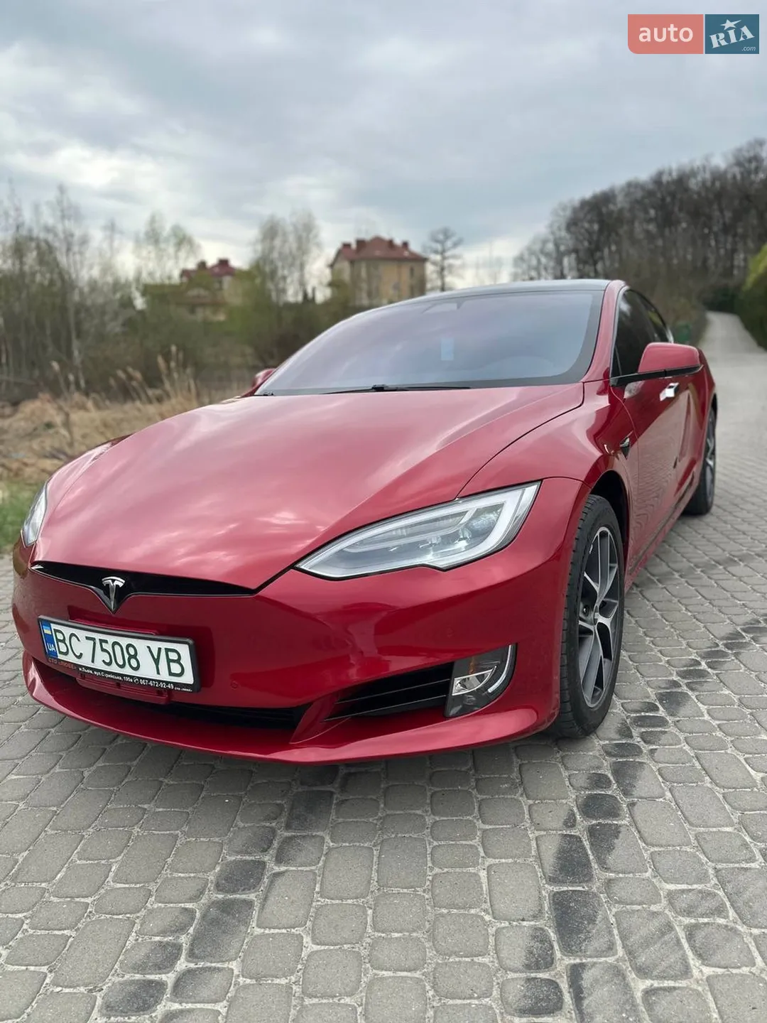 Tesla Model S, 2019
