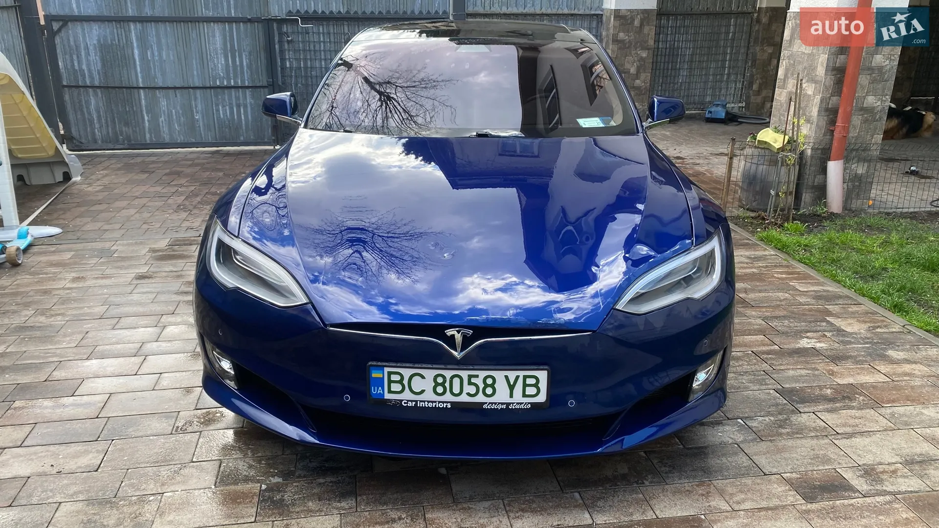 Tesla Model S, 2016