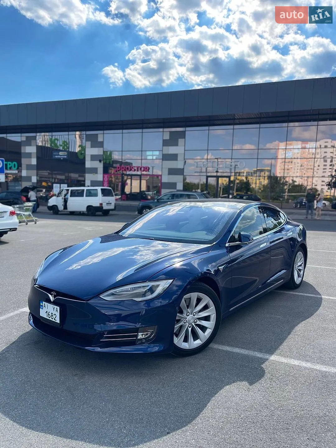Tesla Model S, 2017