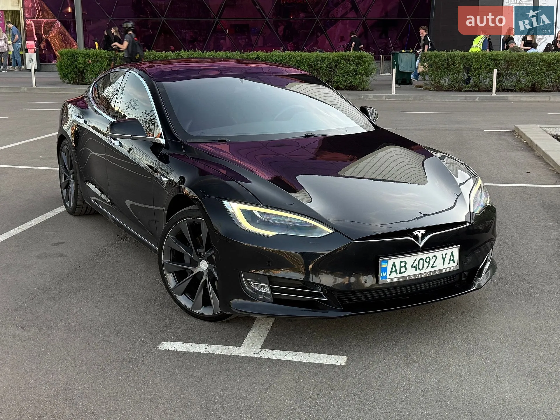 Tesla Model S, 2018