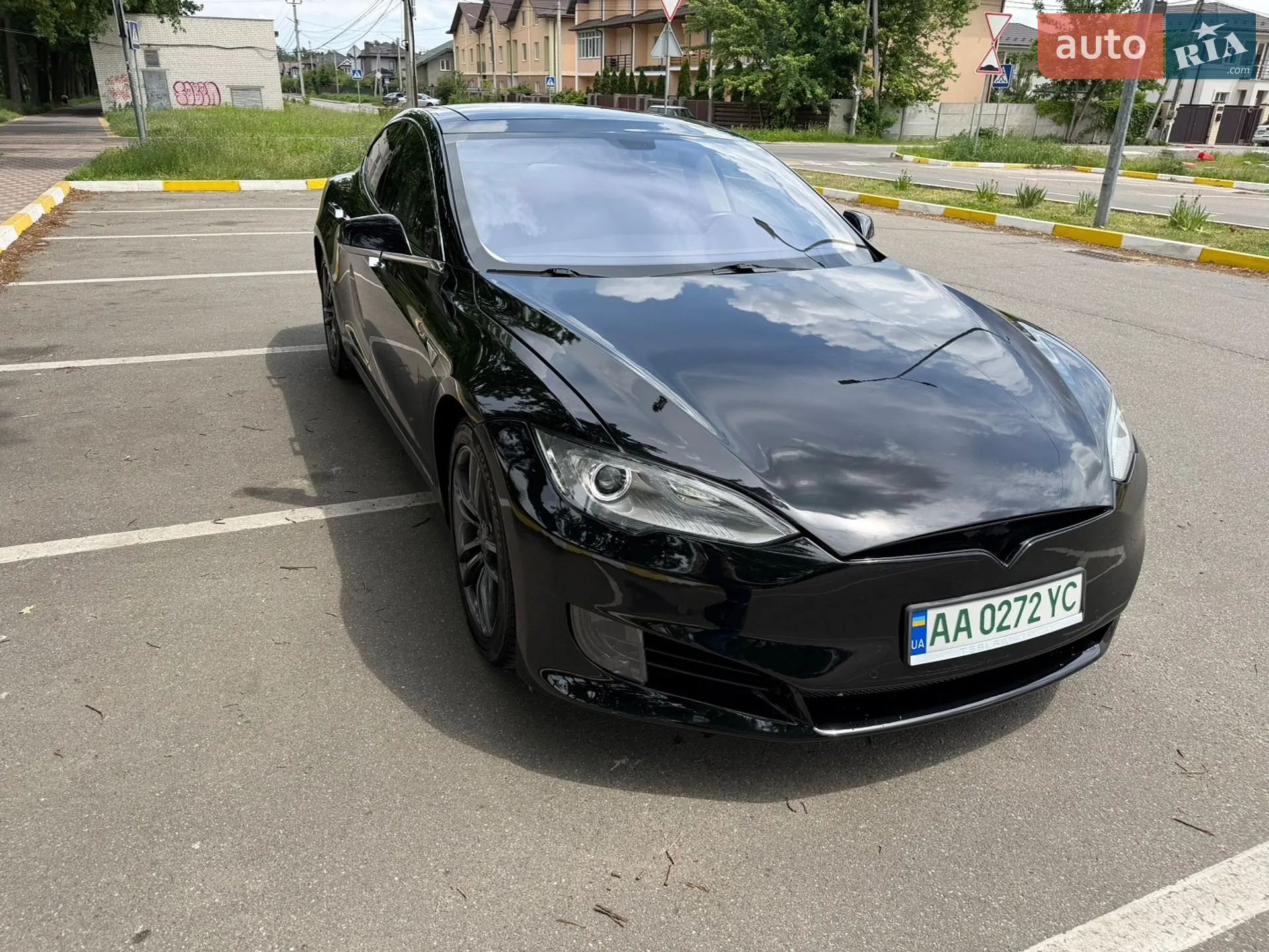 Tesla Model S, 2013