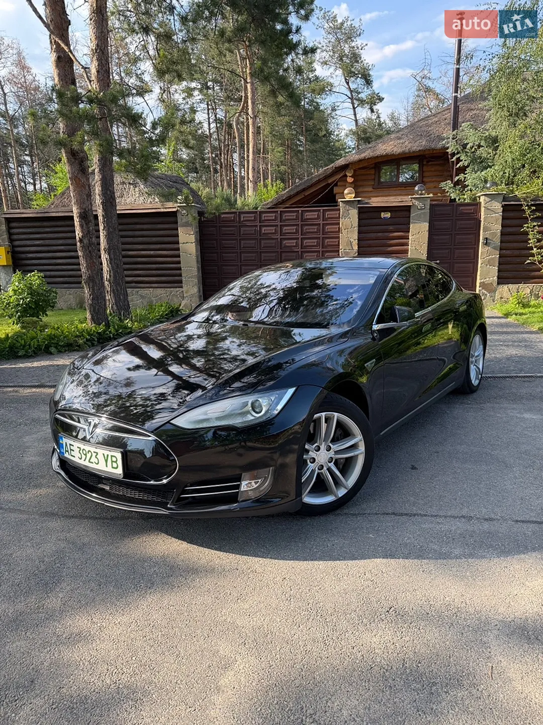 Tesla Model S, 2016
