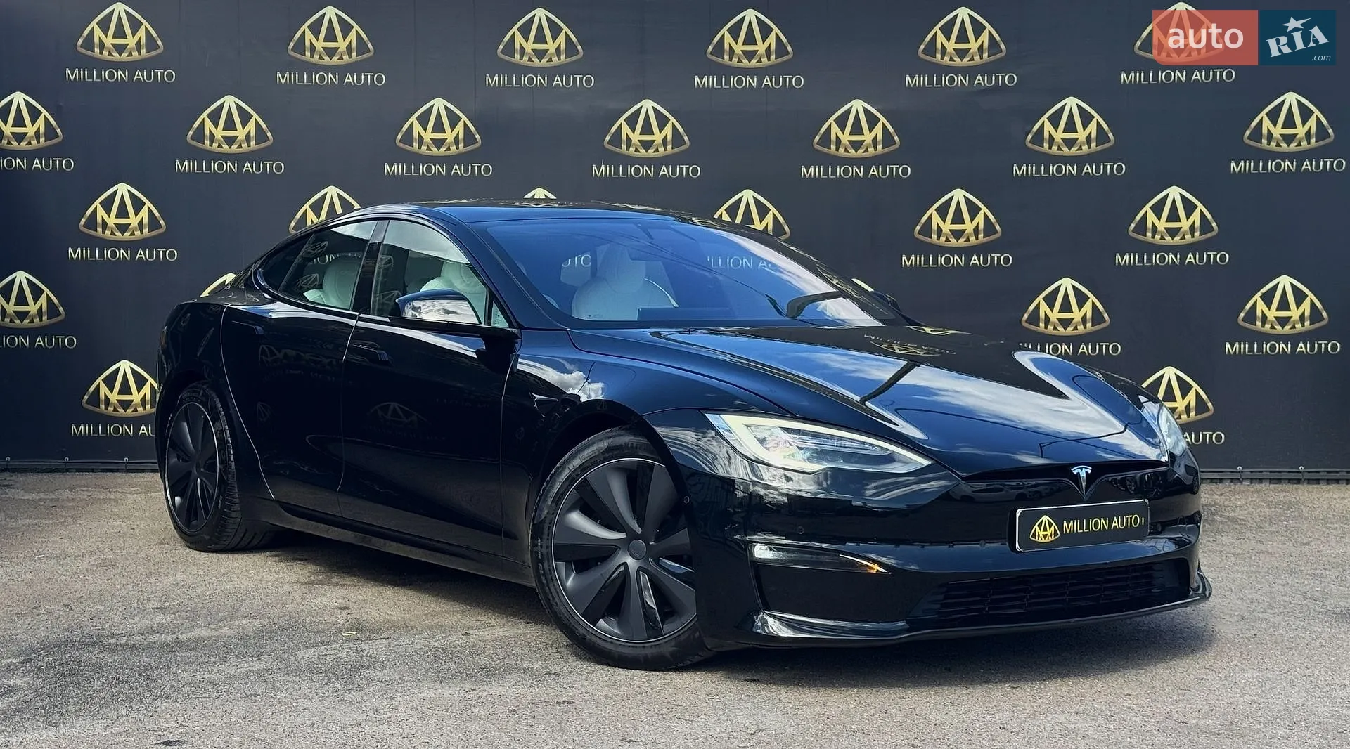 Tesla Model S, 2022