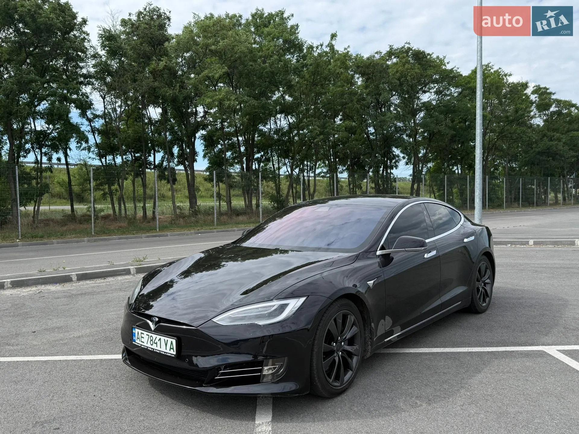 Tesla Model S, 2017