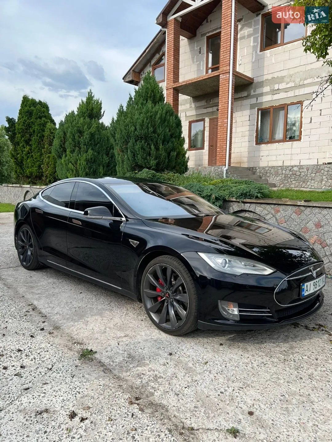 Tesla Model S, 2014