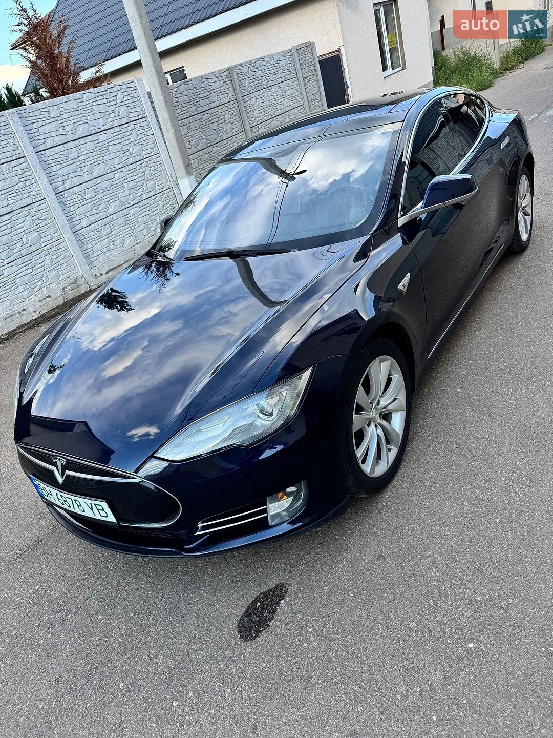 Tesla Model S, 2014