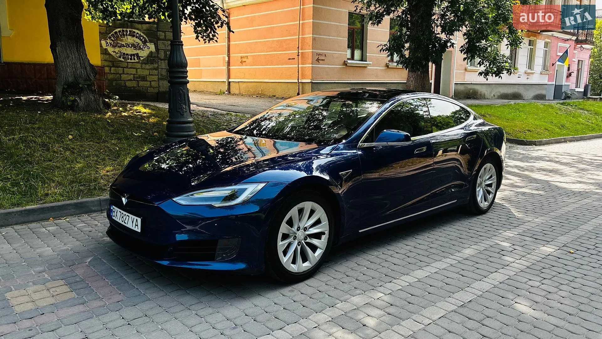 Tesla Model S, 2016