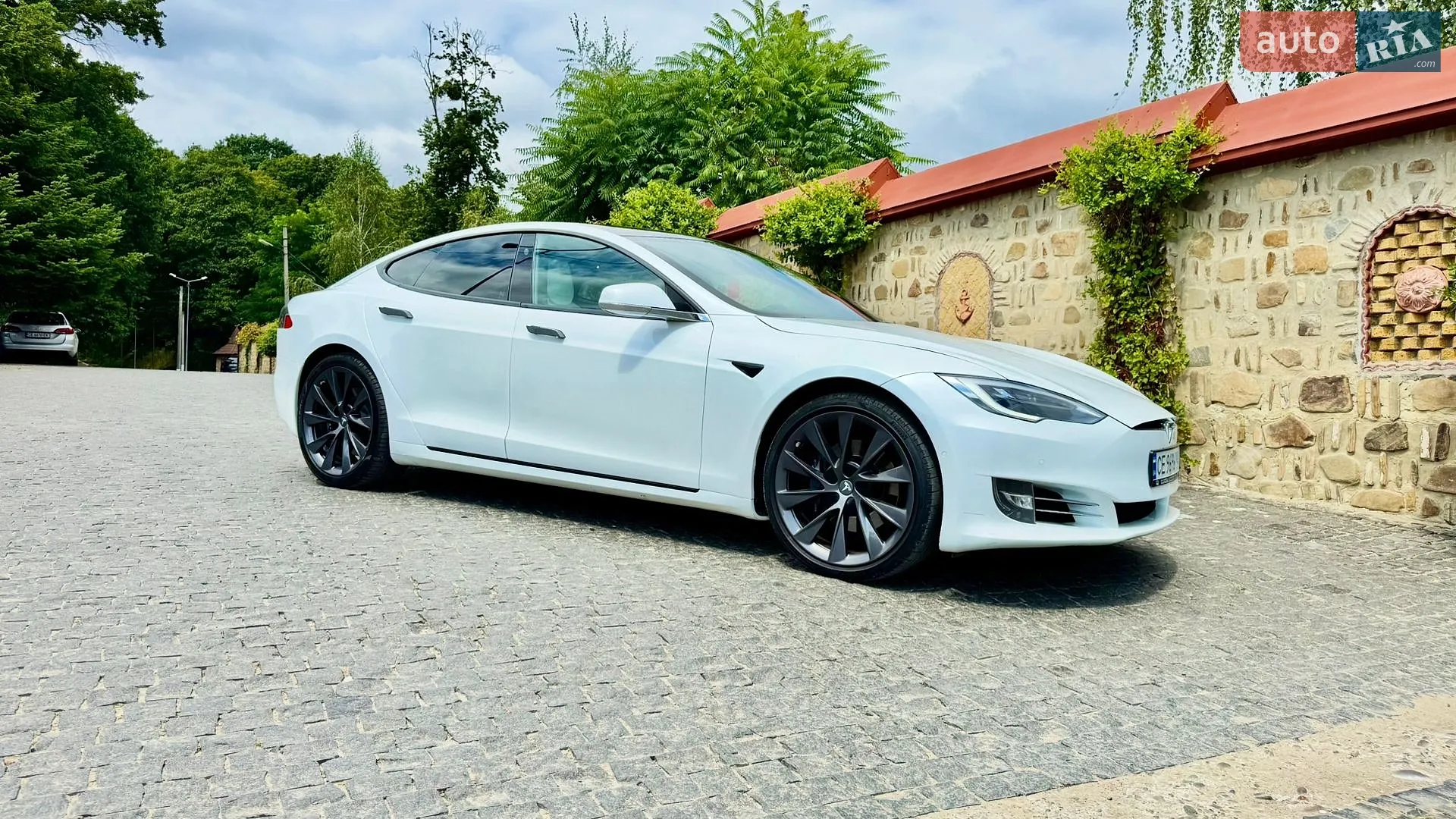 Tesla Model S, 2019