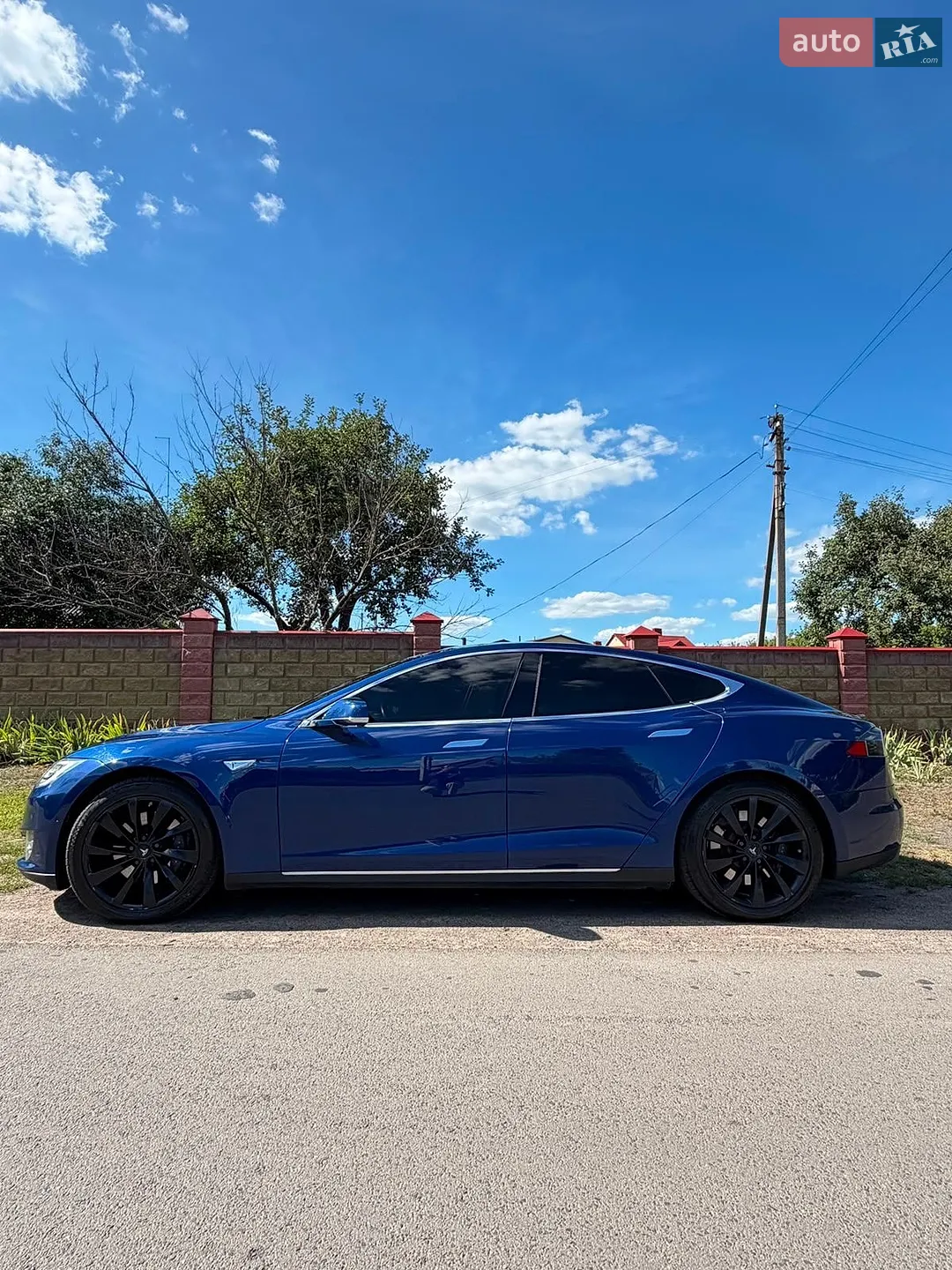 Tesla Model S, 2015