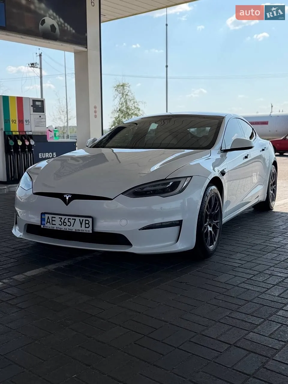 Tesla Model S, 2021