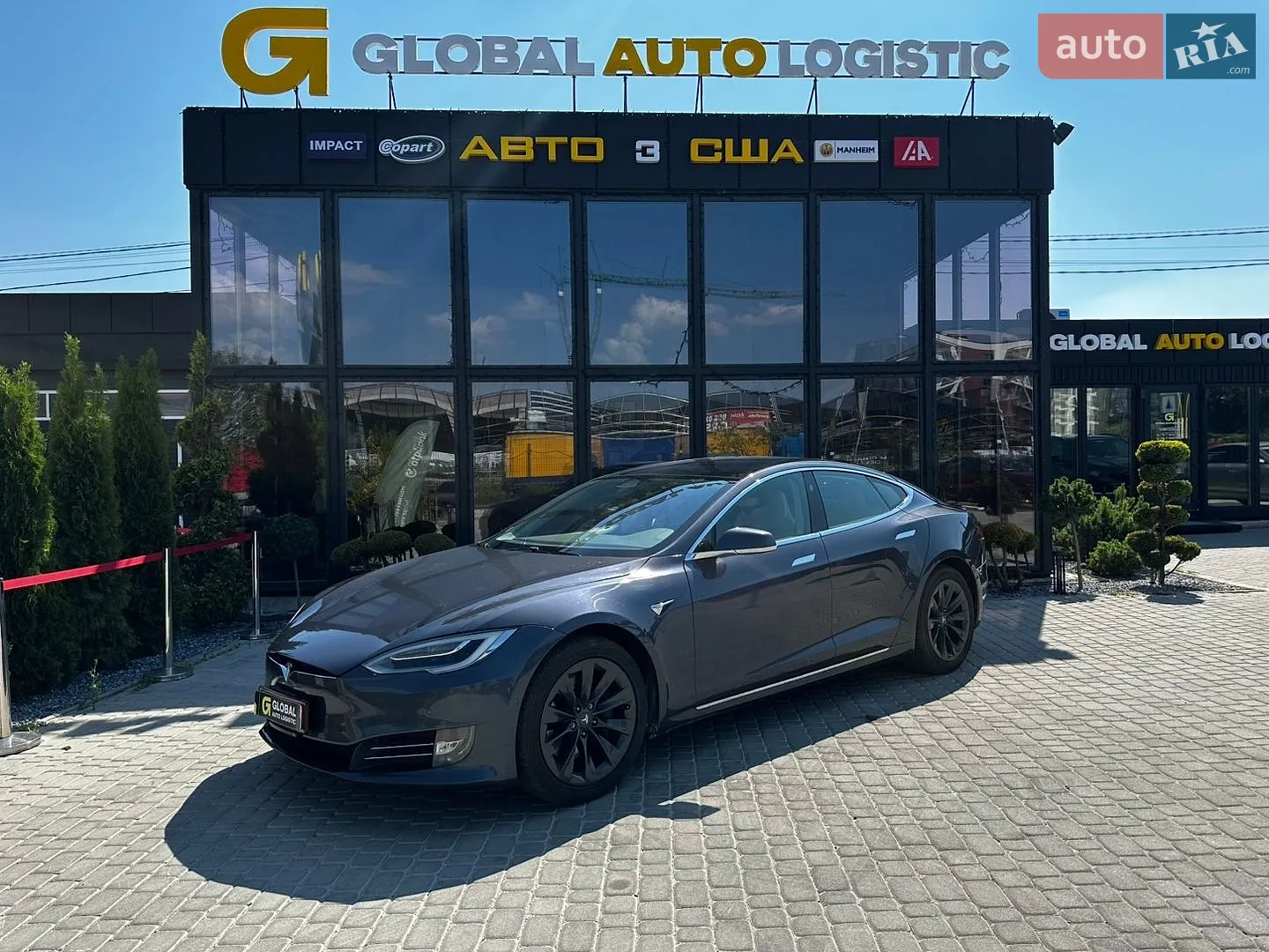 Tesla Model S, 2018