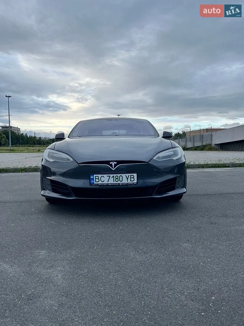 Tesla Model S, 2016