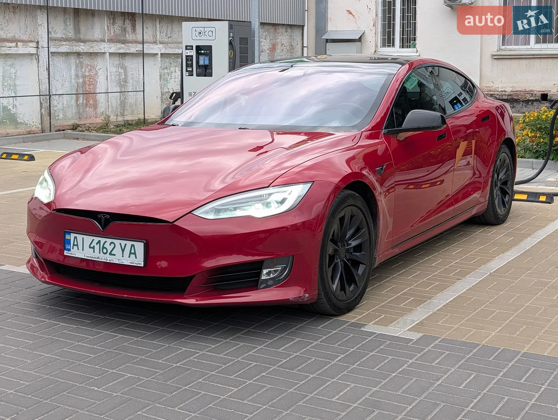 Tesla Model S 2019 — 1