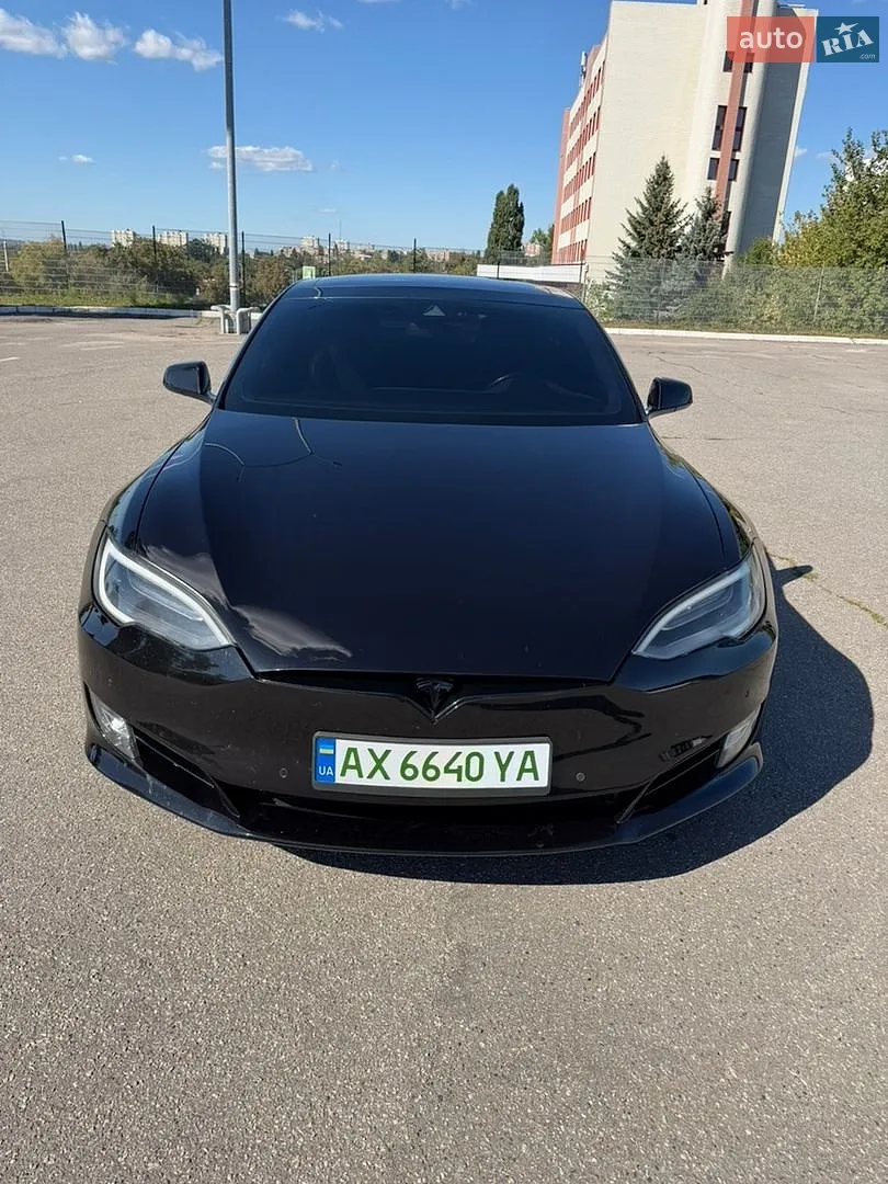 Tesla Model S, 2016