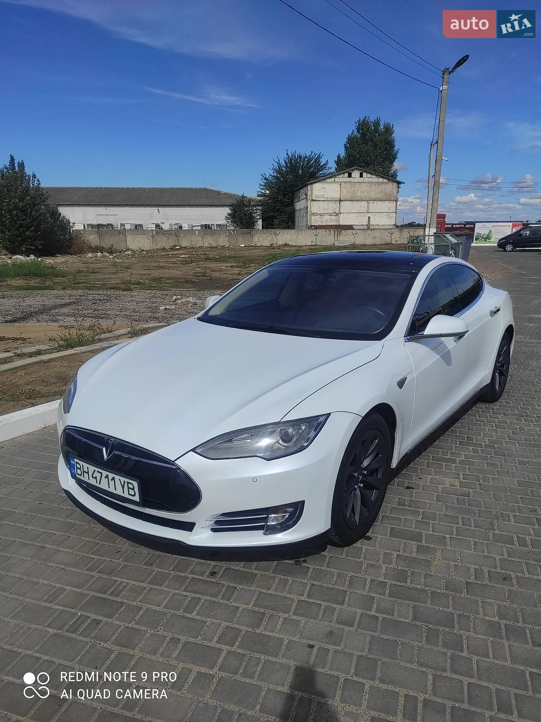 Tesla Model S, 2014