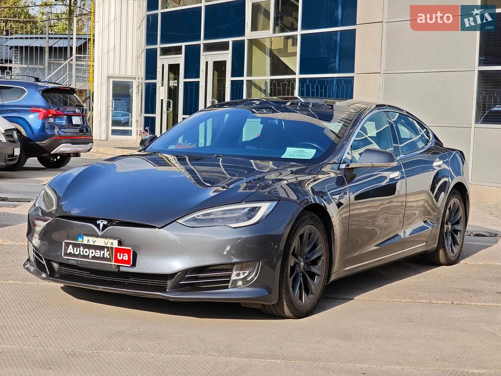 Tesla Model S, 2018