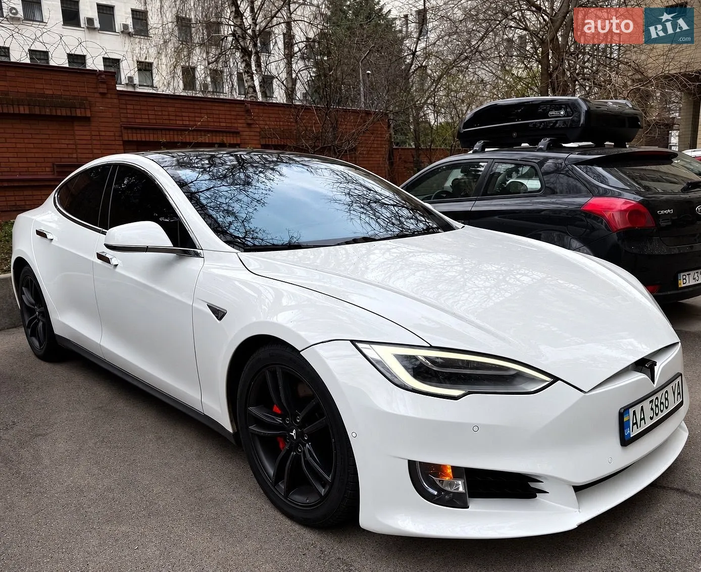 Tesla Model S, 2015