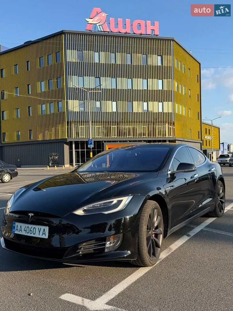 Tesla Model S 2014 — 1