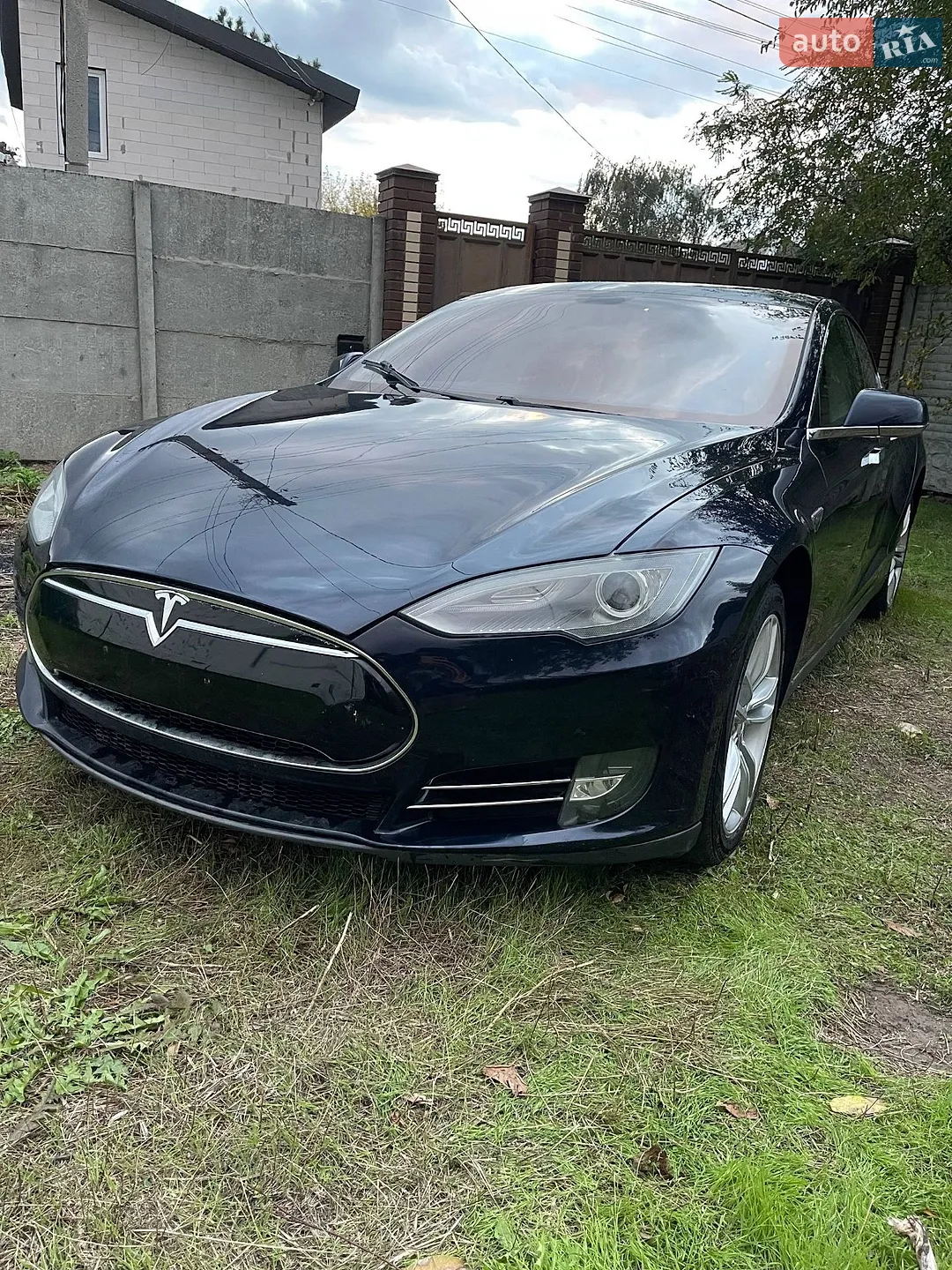 Tesla Model S, 2013
