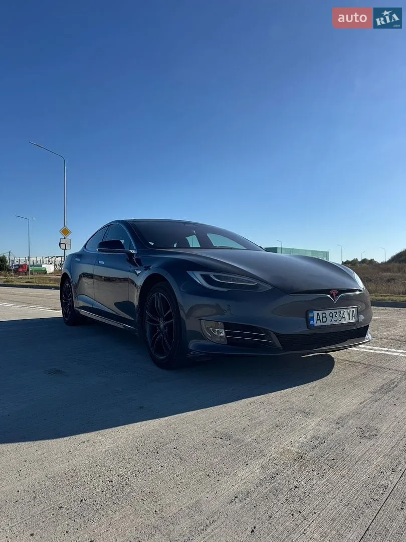 Tesla Model S, 2016