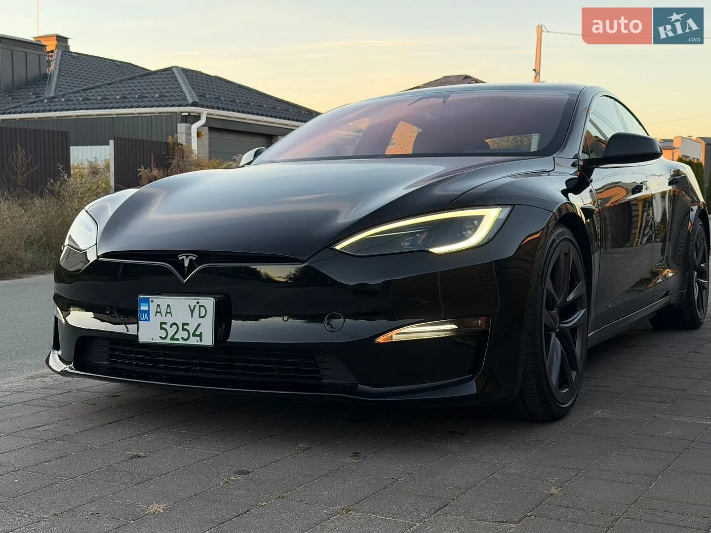 Tesla Model S, 2023