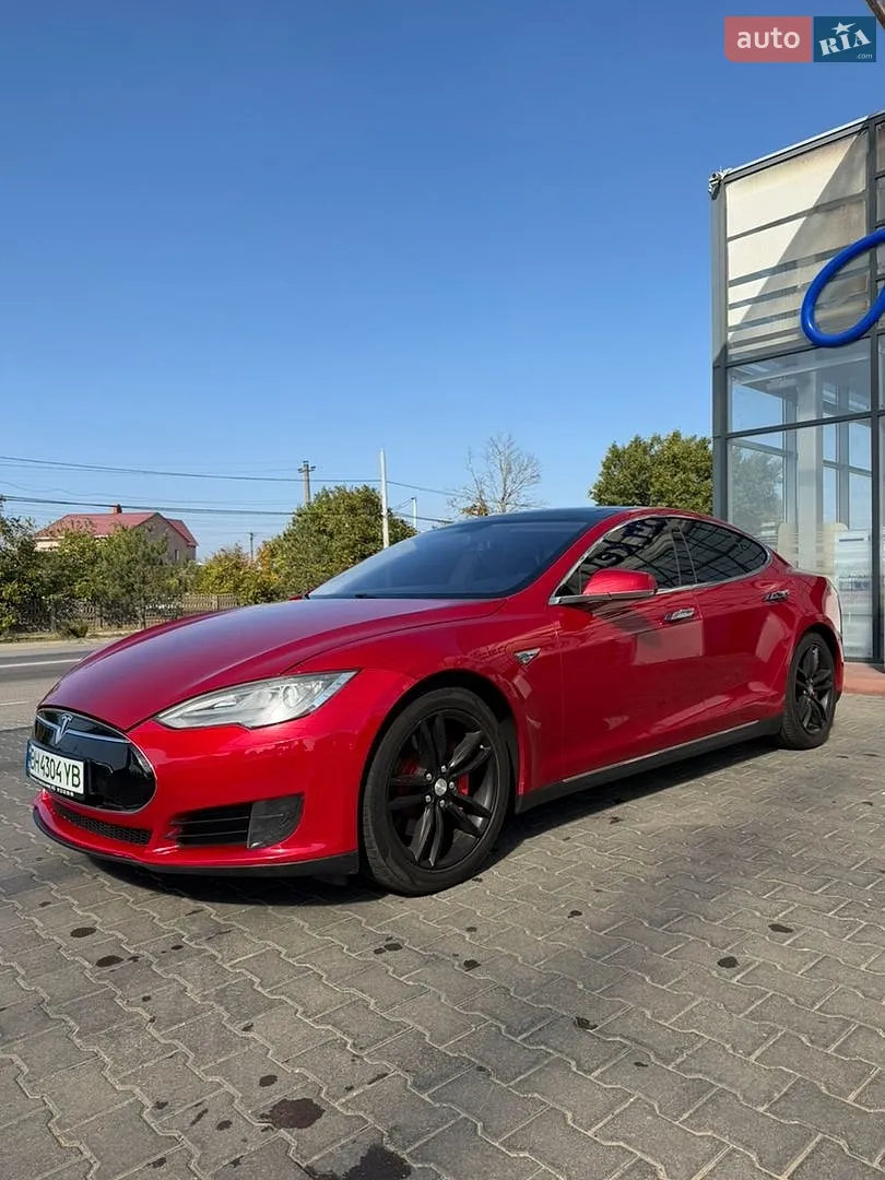 Tesla Model S, 2013