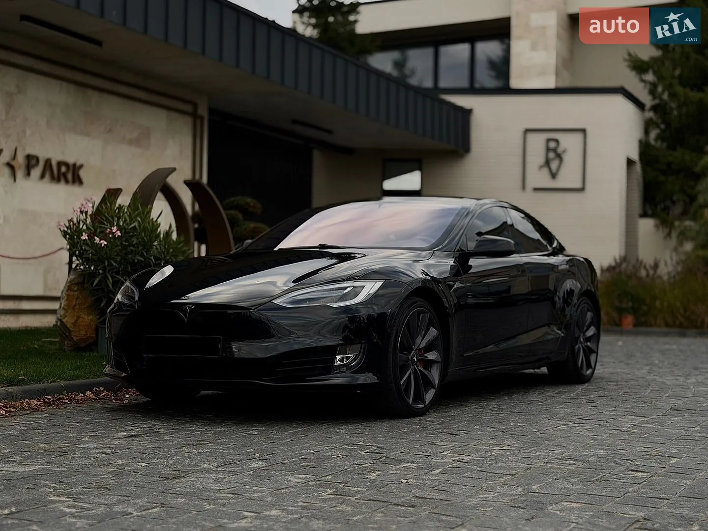 Tesla Model S, 2017