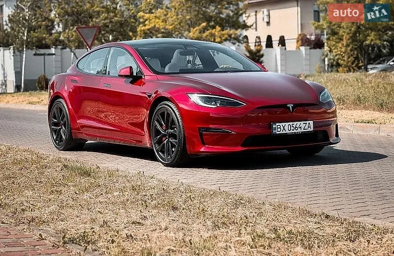 Tesla Model S, 2023