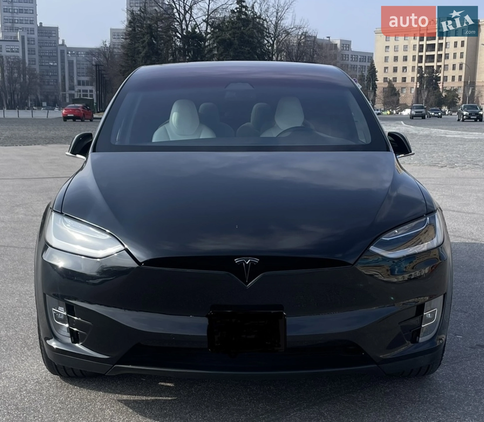 Tesla Model X, 2017