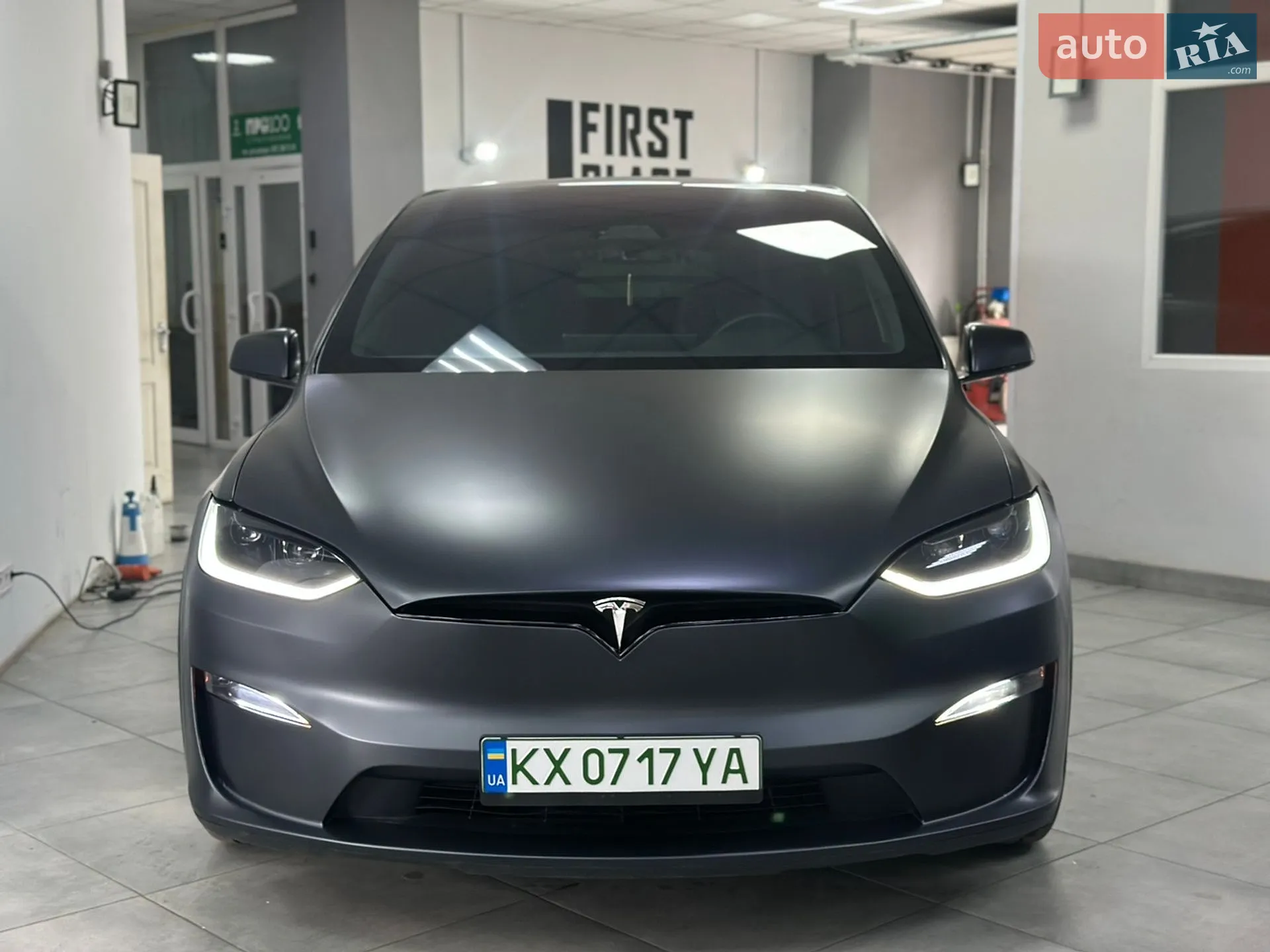 Tesla Model X, 2023