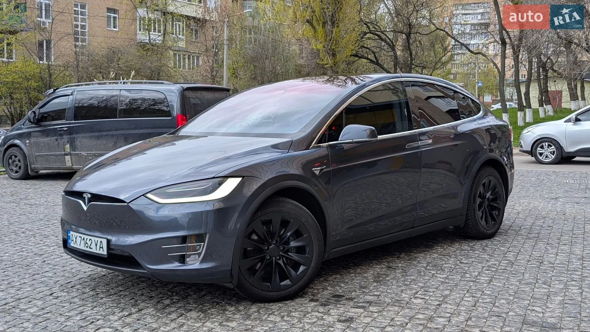 Tesla Model X, 2020