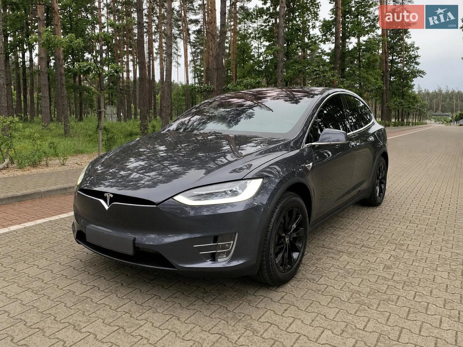 Tesla Model X, 2018