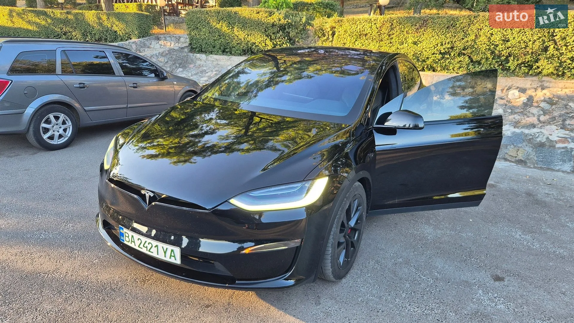 Tesla Model X, 2023