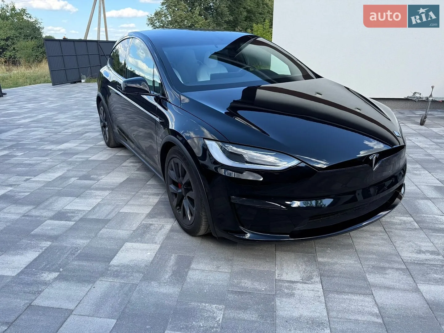 Tesla Model X, 2026