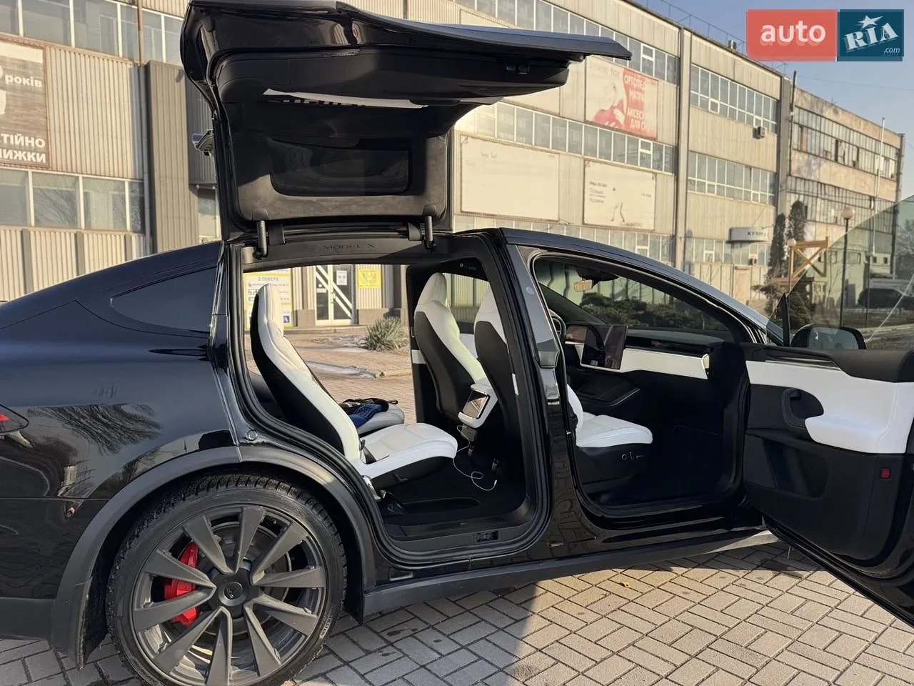 Tesla Model X, 2023