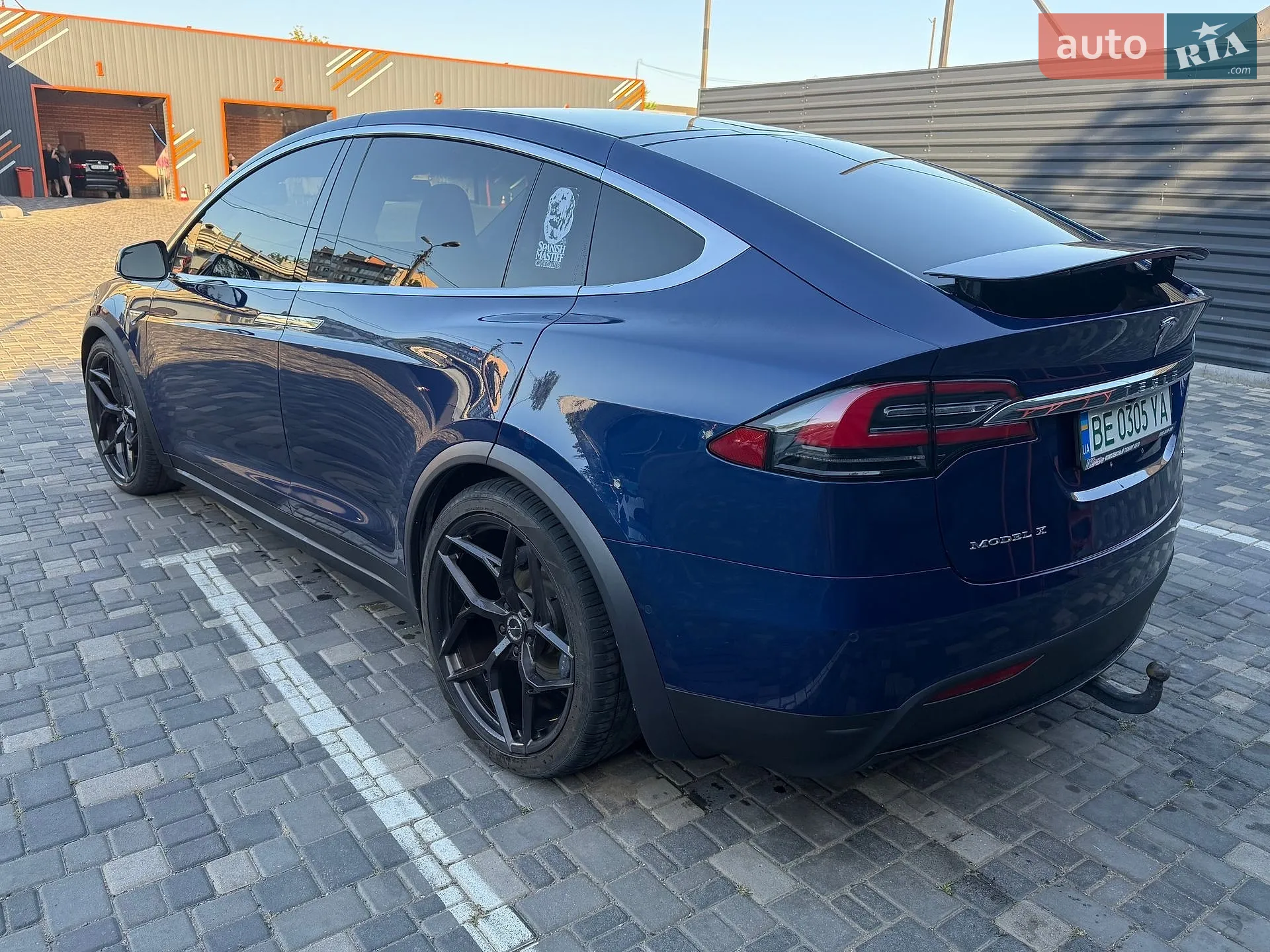Tesla Model X, 2016