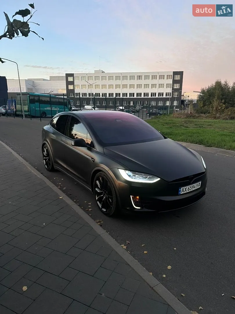 Tesla Model X, 2018